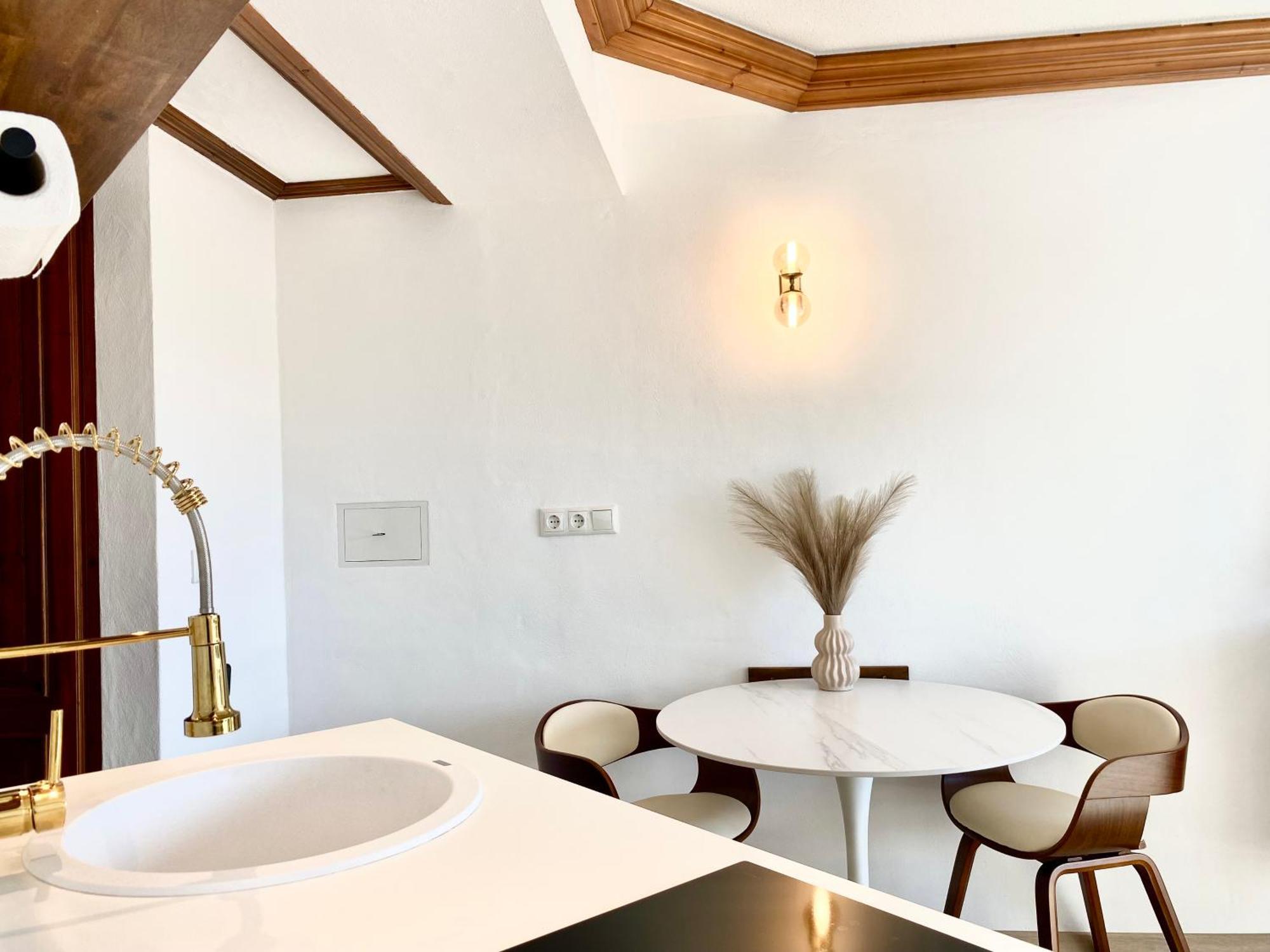 Best Butler I Romantic 4Two I Kueche I Balkon I Parken I Schlossblick Fussen Exterior photo